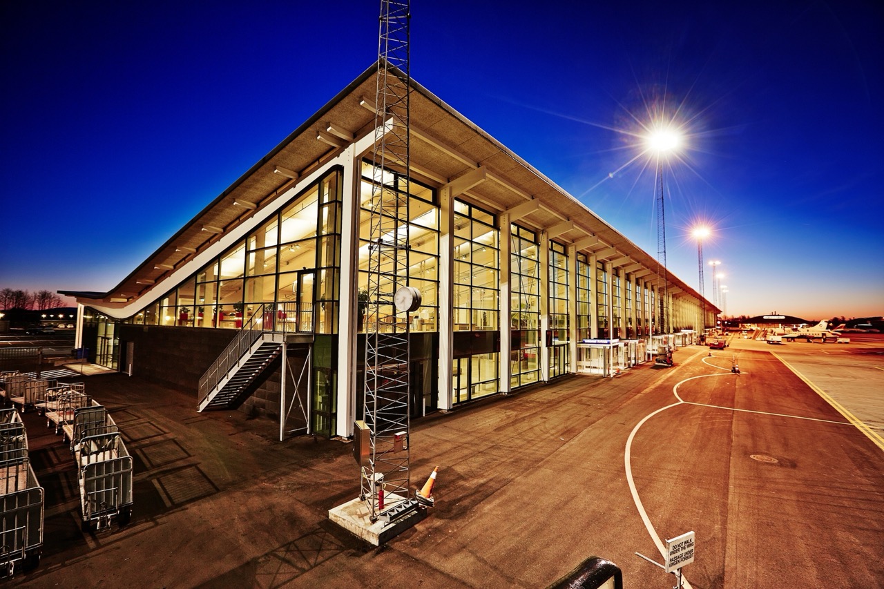Case · Aalborg Lufthavn